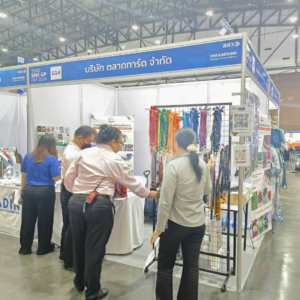 บริษัทตลาดการ์ด รับทำสายคล้องบัตรครบวงจร