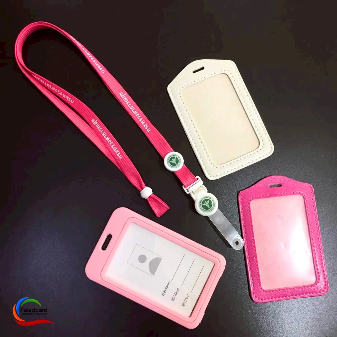 ชุดสายคล้องบัตรติดโลโก้เรซิ่น พร้อมซองหนัง กรอบพลาสติกแข็ง