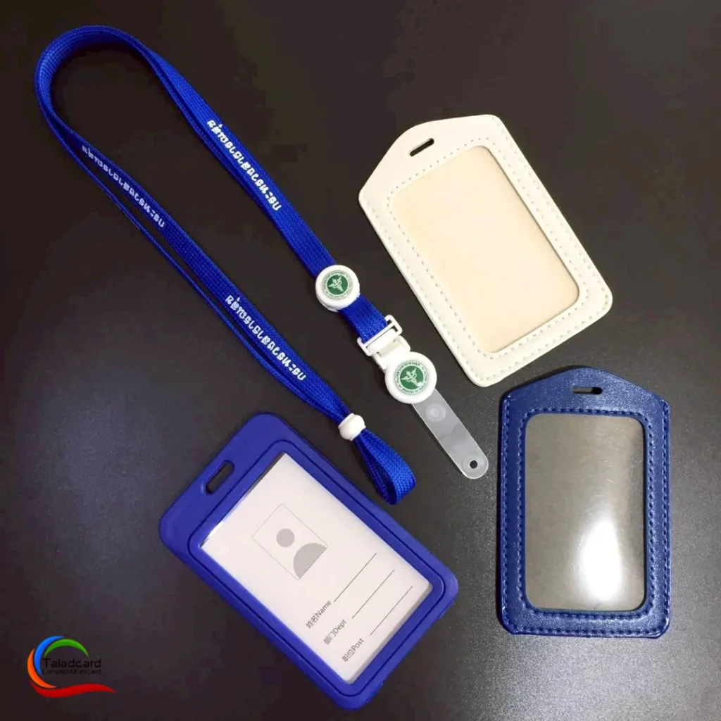 ชุดสายคล้องบัตรติดโลโก้เรซิ่น พร้อมซองหนัง กรอบพลาสติกแข็ง