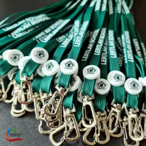 สายคล้องบัตรนักเรียน สกรีนสายคล้องคอชื่อโรงเรียน