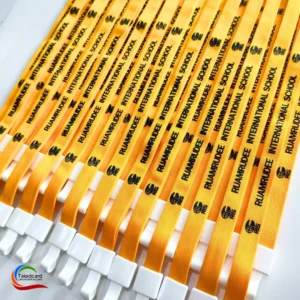 สายคล้องบัตรนักเรียน สกรีนสายคล้องคอชื่อโรงเรียน